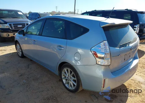 2013 Toyota Prius V Five z USA, uszkodzony, nr VIN JTDZN3EUXD3190562